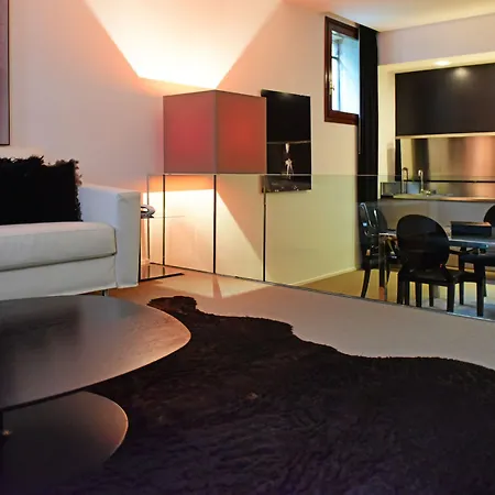 Charming House Iqs Daire Venedik