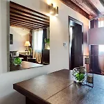 아파트 Charming House Iqs *