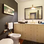 Charming House Iqs *