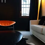 Charming House Iqs 아파트