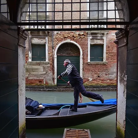 Charming House Iqs * Venice