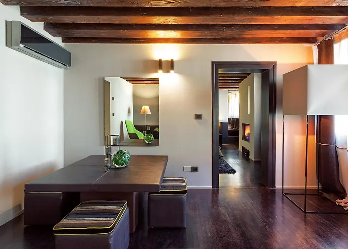 Apartamento Charming House Iqs *