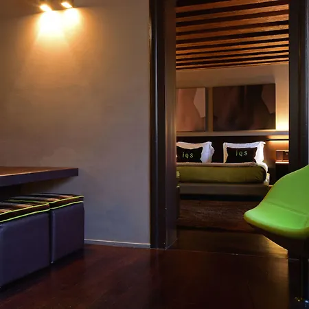 Charming House Iqs Apartamento *