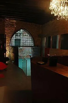 伊克丝迷人酒店 公寓 *