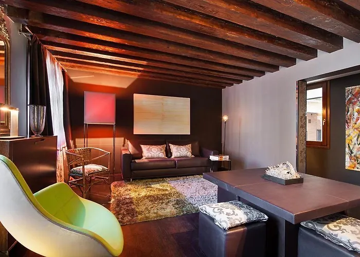 Charming House Iqs *