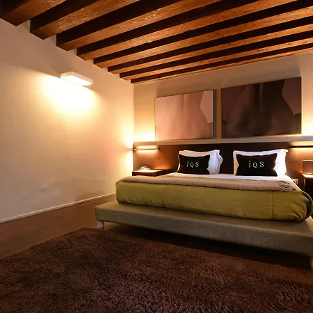 Charming House Iqs Daire Venedik