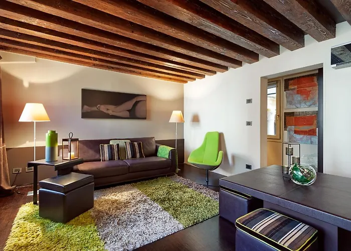Charming House Iqs Apartamento Venecia